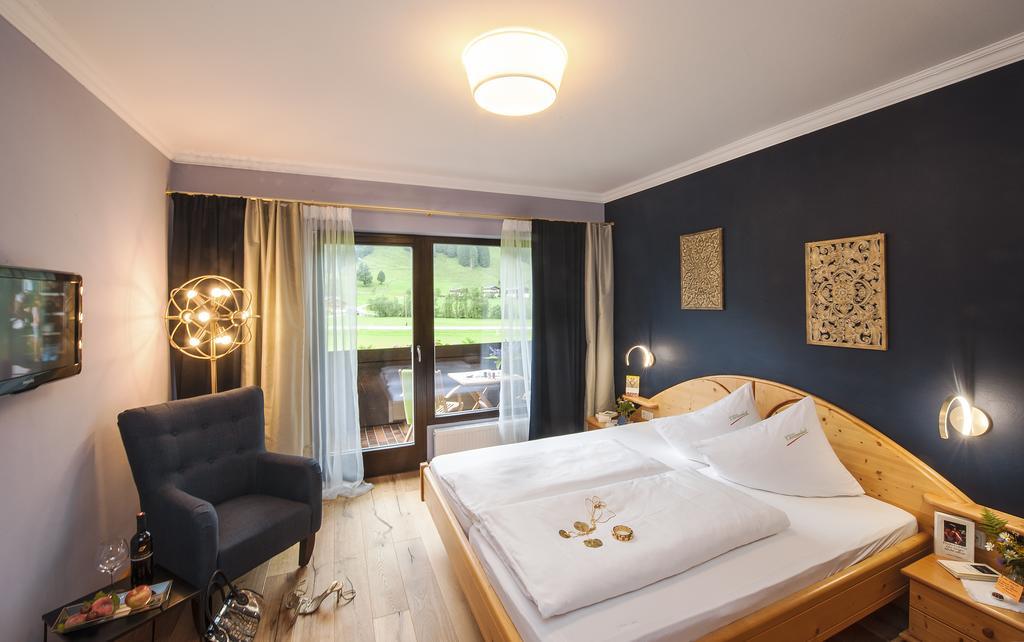 Hotel Laerchenhof Клайнарл Екстериор снимка