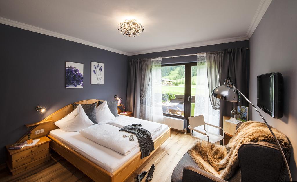 Hotel Laerchenhof Клайнарл Екстериор снимка